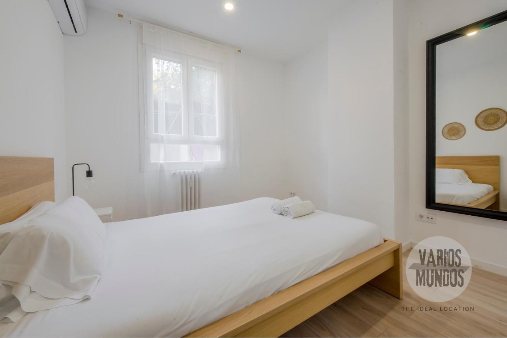 Confort Con Parking Para 3, Vive La Latina Madrid Exteriör bild